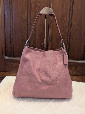 COACH Madison Phoebe Pebbled Leather Shoulder Bag in Pink/mauve Style F34495